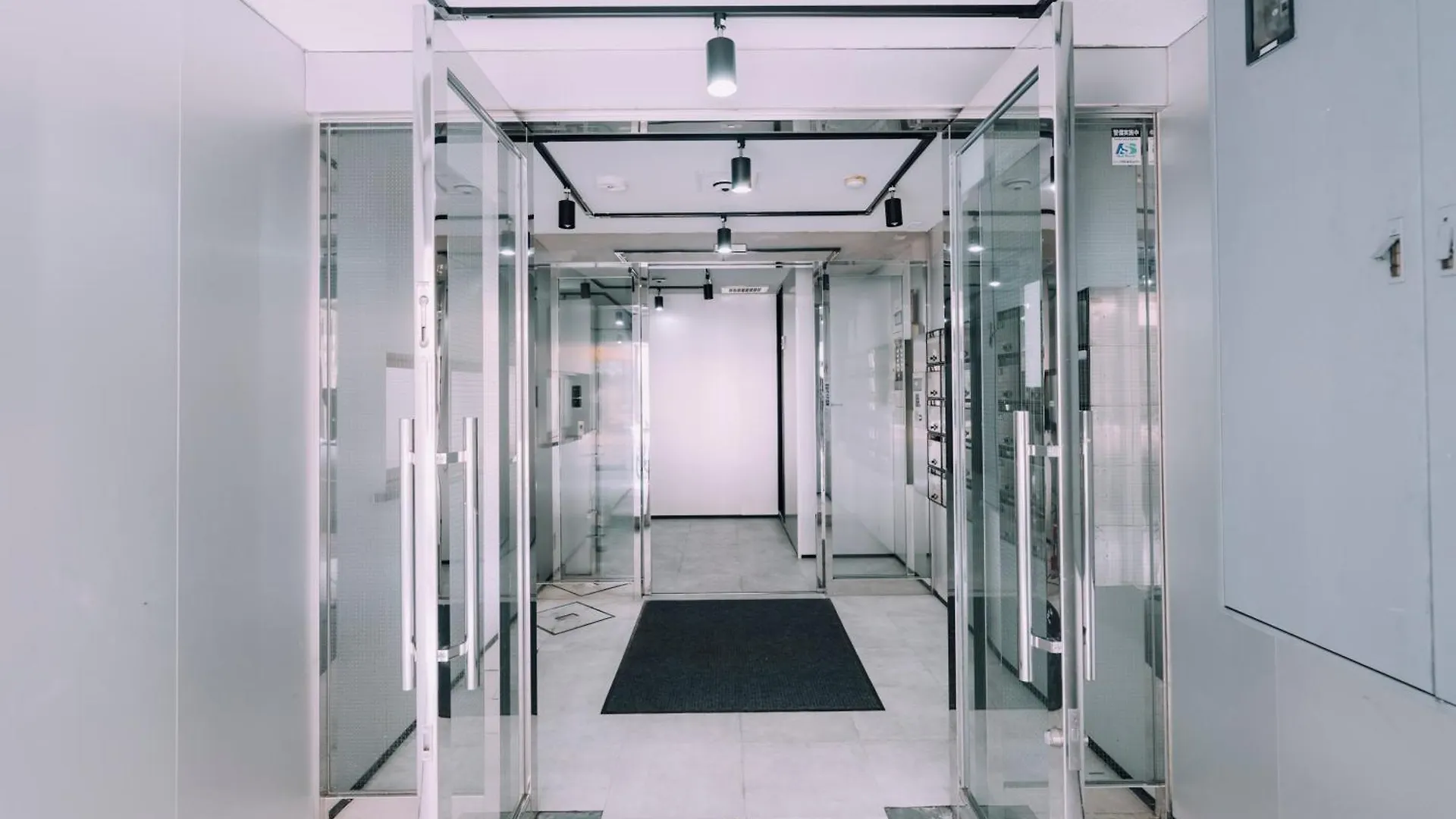 Minimalist Loft Namba Compact Studio With A 24-Hour Gym Ma601 Apartment Osaka 0*,  Japan