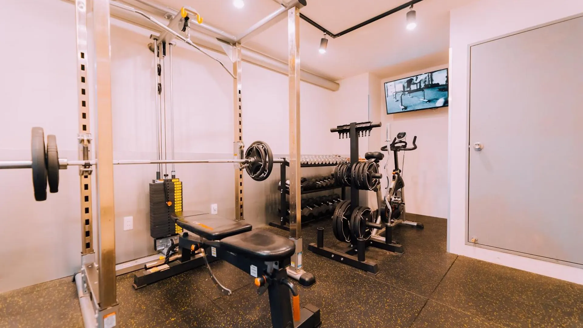 Minimalist Loft Namba Compact Studio With A 24-Hour Gym Ma601 Apartment Osaka 0*,