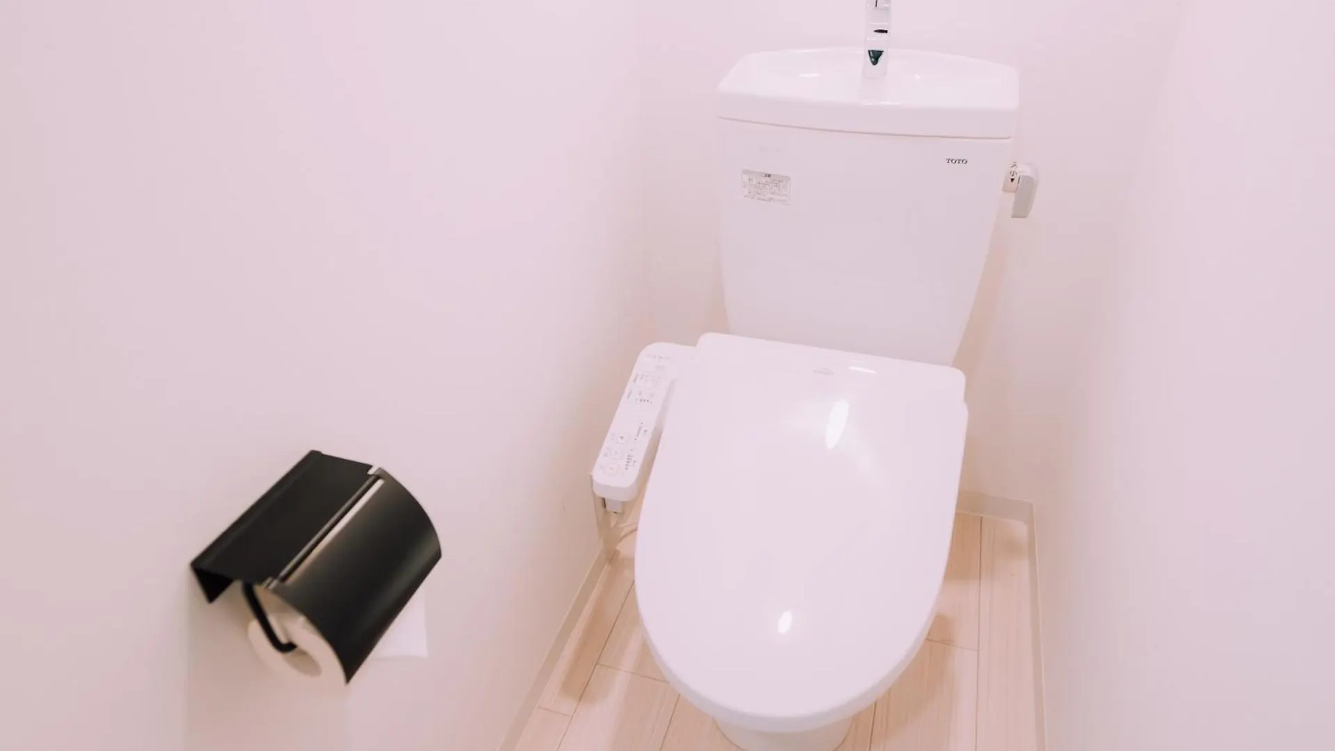 Minimalist Loft Namba Compact Studio With A 24-Hour Gym Ma601 Apartment Osaka